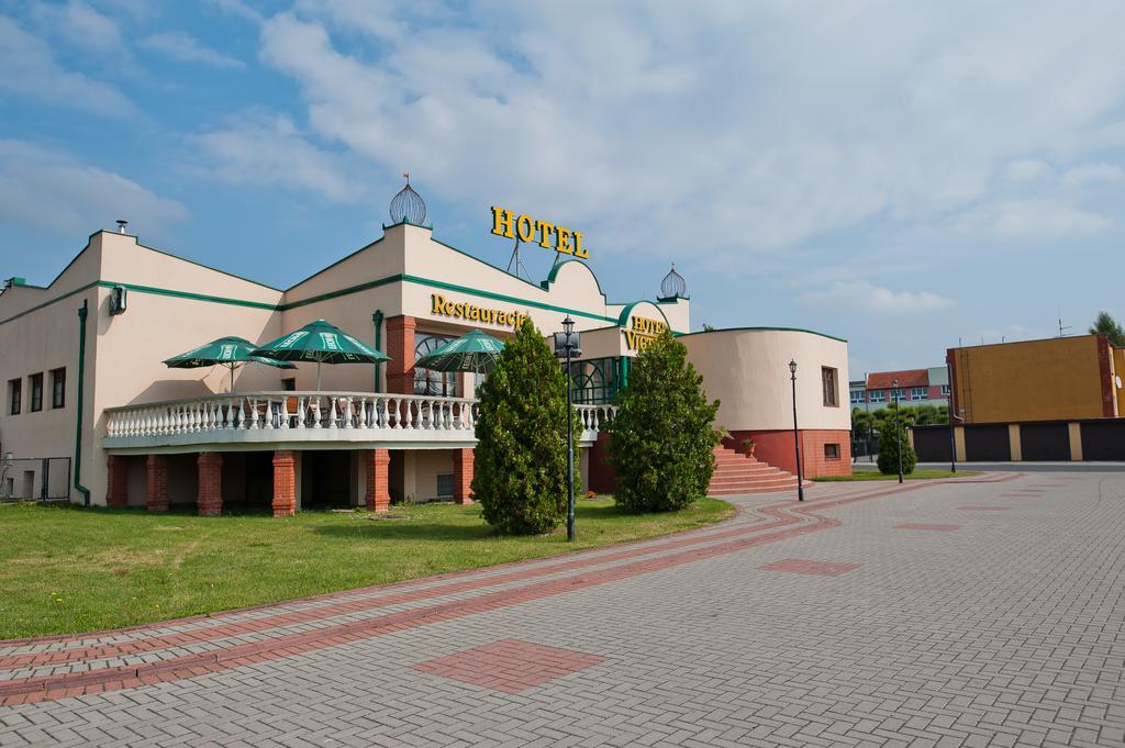Hotel Victoria Lubowo  Exterior photo