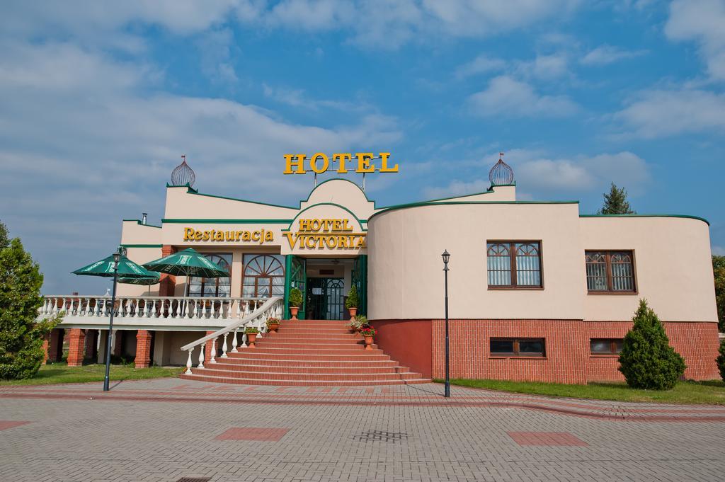 Hotel Victoria Lubowo  Exterior photo